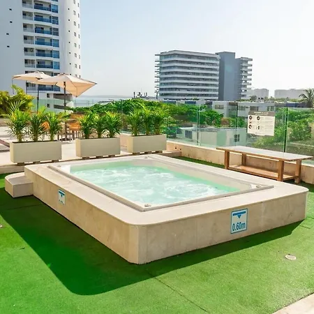 Apartamento Sunset Studio, Sea Balcony, Piscina, 5-min Airport *